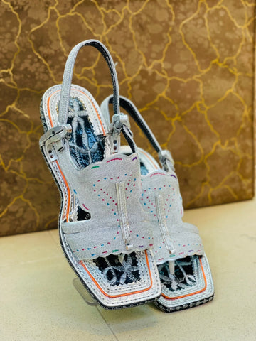 Premium Silver Zari Tilla Khoti  Chappal – Handcrafted Leather Kheri